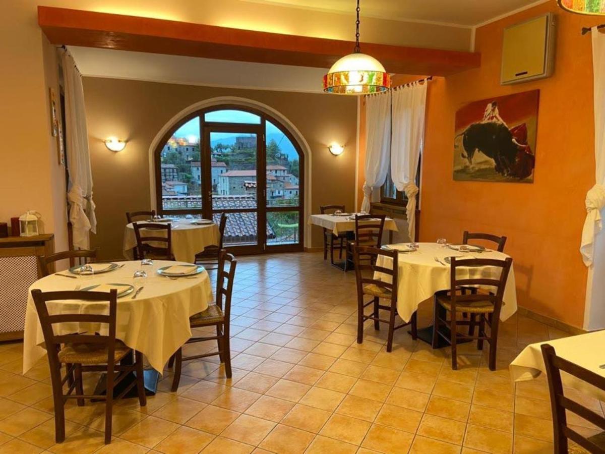 Hotel Ristorante El Caracol Mulazzo Exterior foto