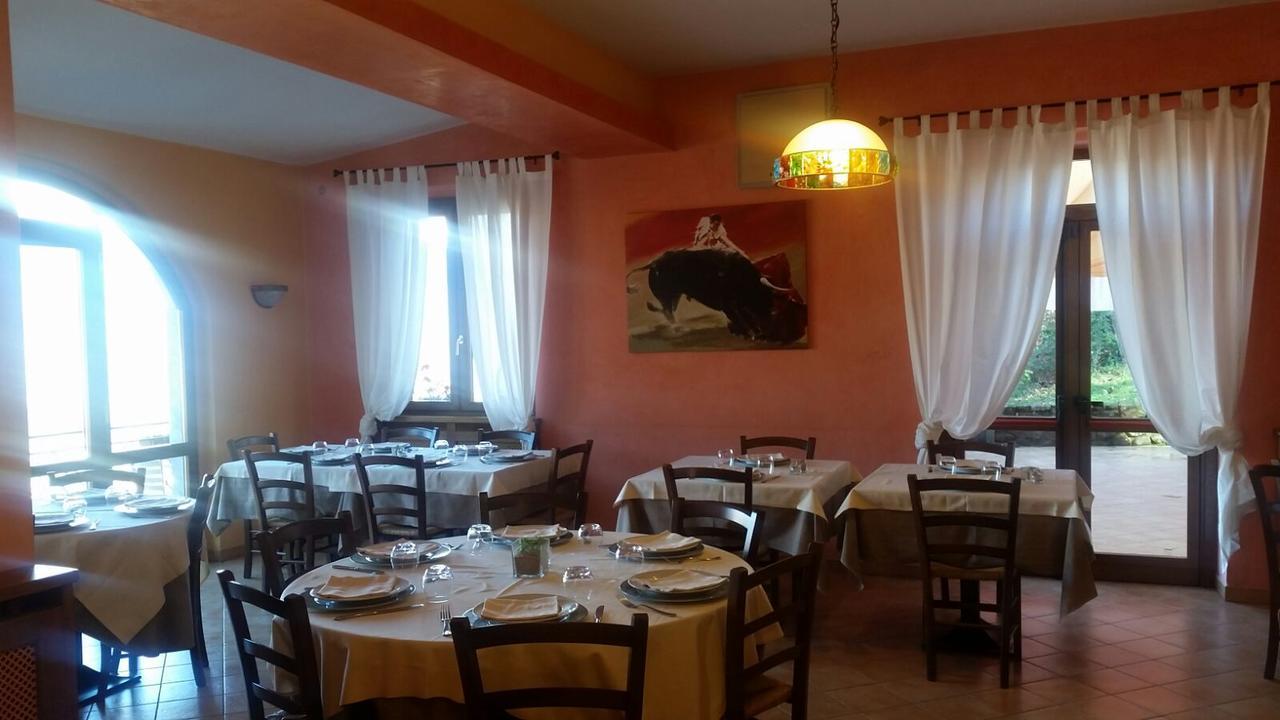 Hotel Ristorante El Caracol Mulazzo Exterior foto